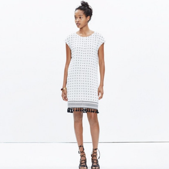 Madewell Dresses & Skirts - Madewell Scatterblock Tunic Tassel dress XS